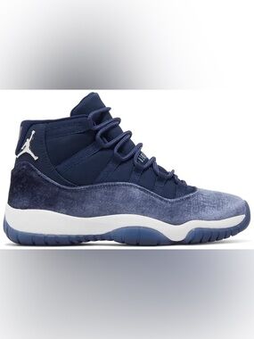 Air Jordan Midnight Navy Velvet 11 Retro Sneakers Size 7 US